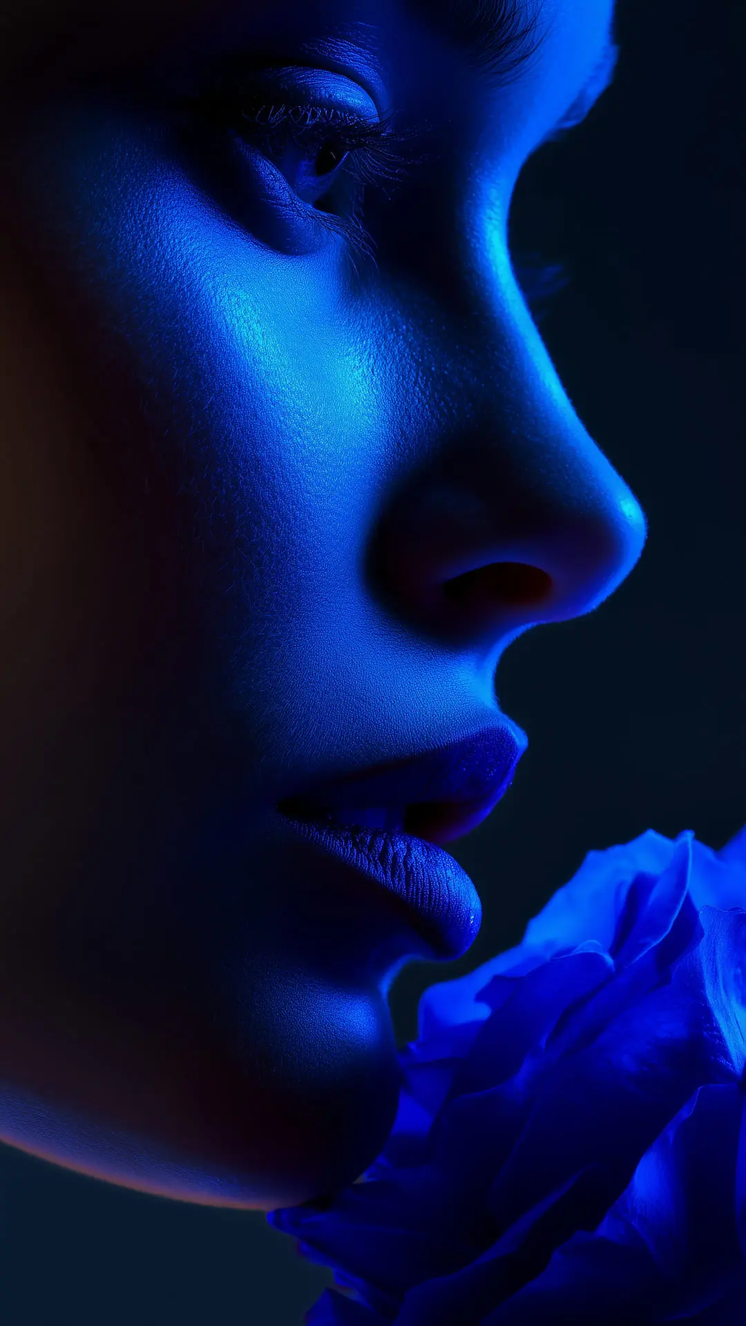 Neon & Glowing wallpaper